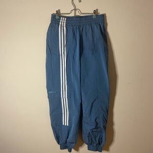 • ADIDAS x IVY PARK • 
Unisex 
Light Blue